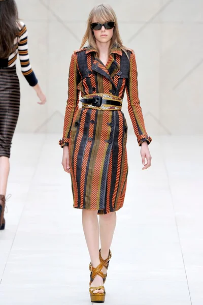 Look 35